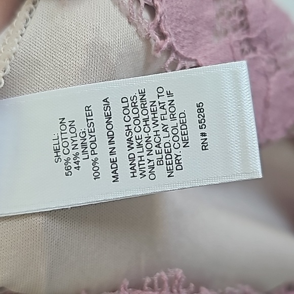 Express Mauve Purple Lace Overlay Peekaboo Neckline Short Sleeve Top - Picture 9 of 9